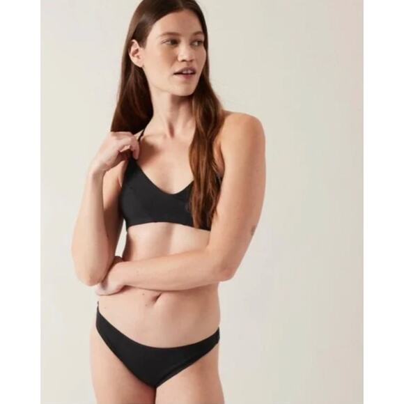 Athleta black scoop neck bikini top - Picture 1 of 4